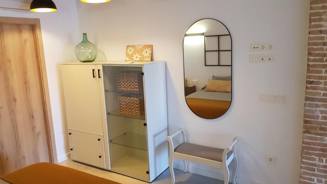 Loft Mariola - Apartamento En El Centro Historico 波凯兰特 外观 照片